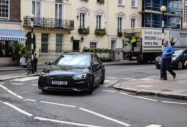 Audi RS4 Avant B9