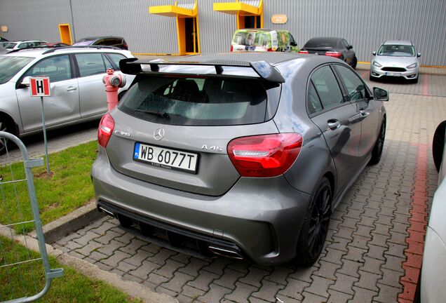 Mercedes-AMG A 45 W176 2015