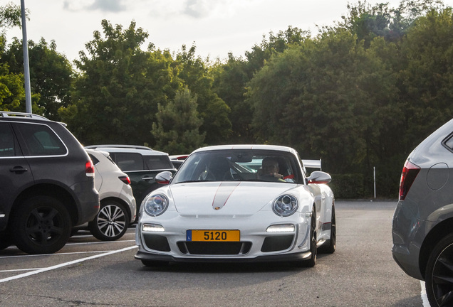 Porsche 997 GT3 RS 4.0