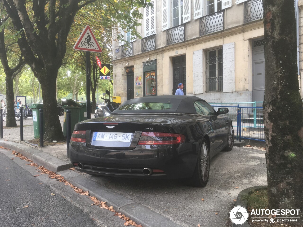 Aston Martin DB9 Volante