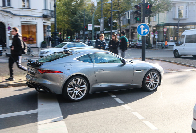 Jaguar F-TYPE R Coupé