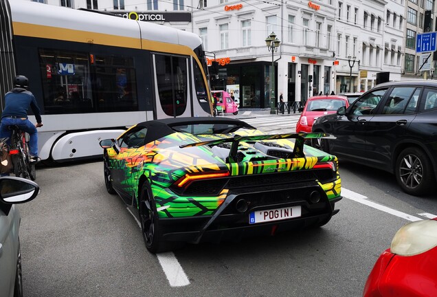 Lamborghini Huracán LP640-4 Performante Spyder