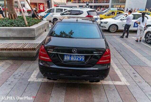 Mercedes-Benz S 65 AMG V221 2010