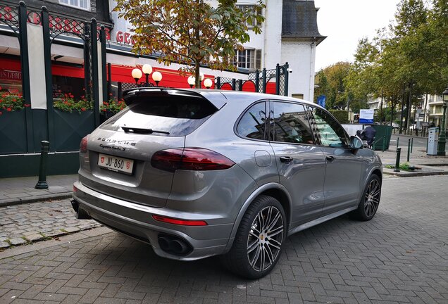 Porsche 958 Cayenne Turbo S MkII