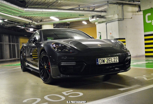 Porsche 971 Panamera GTS MkI