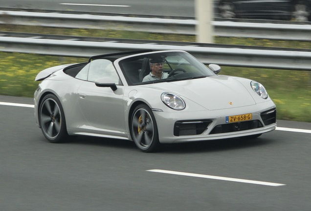 Porsche 992 Carrera 4S Cabriolet