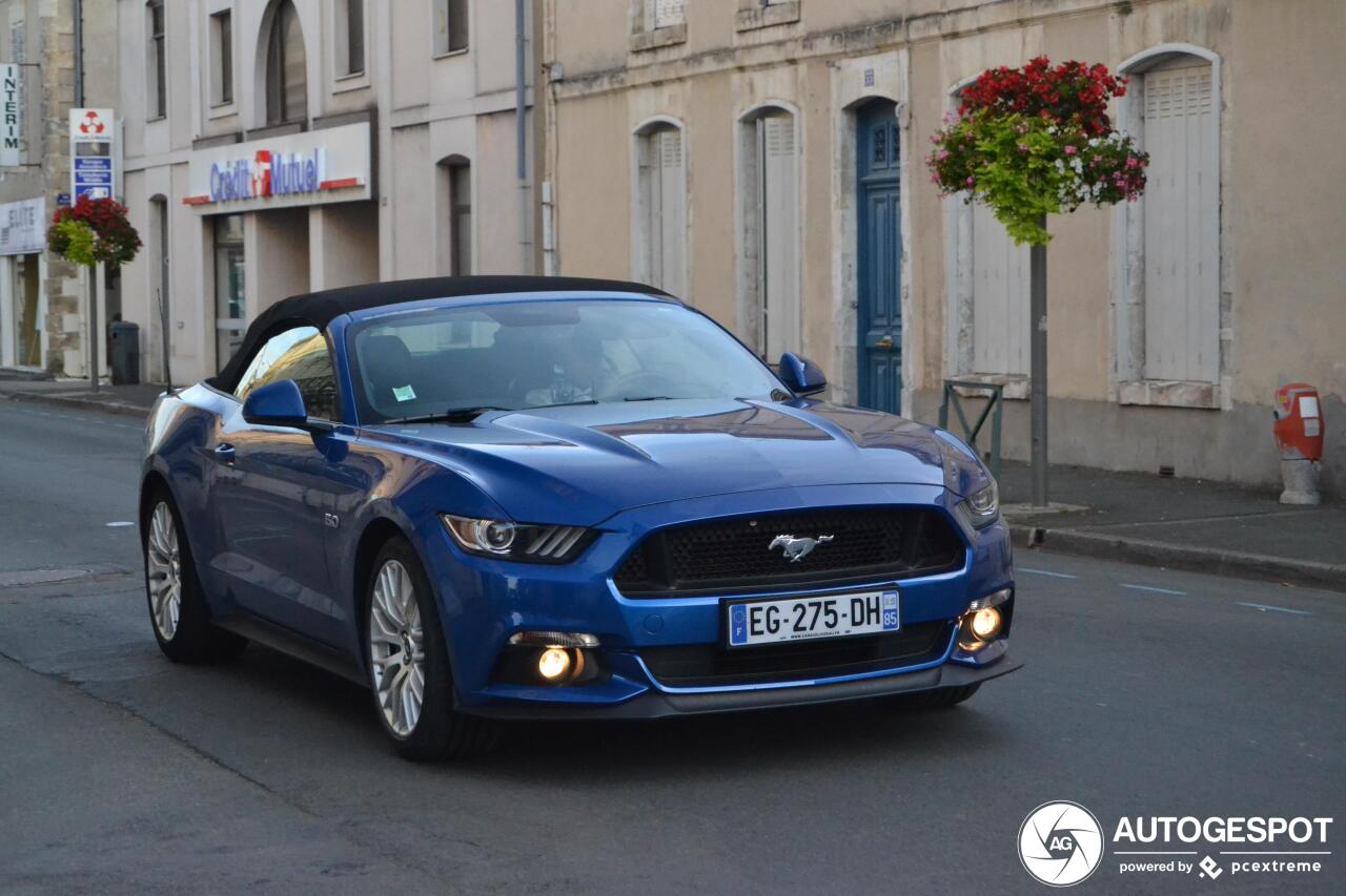 Ford Mustang GT Convertible 2015