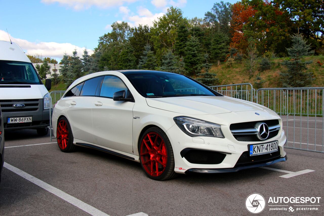 Mercedes-AMG CLA 45 Shooting Brake X117