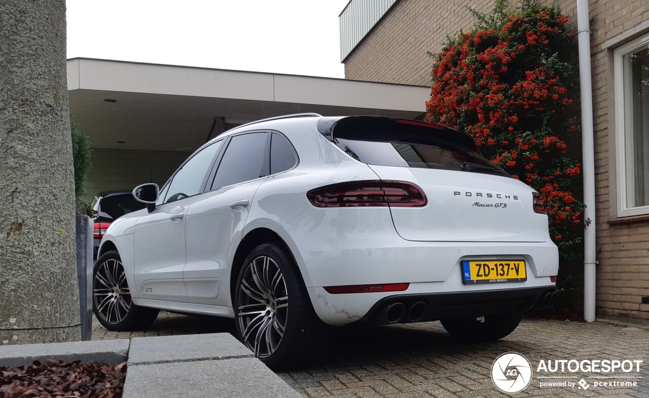 Porsche 95B Macan GTS