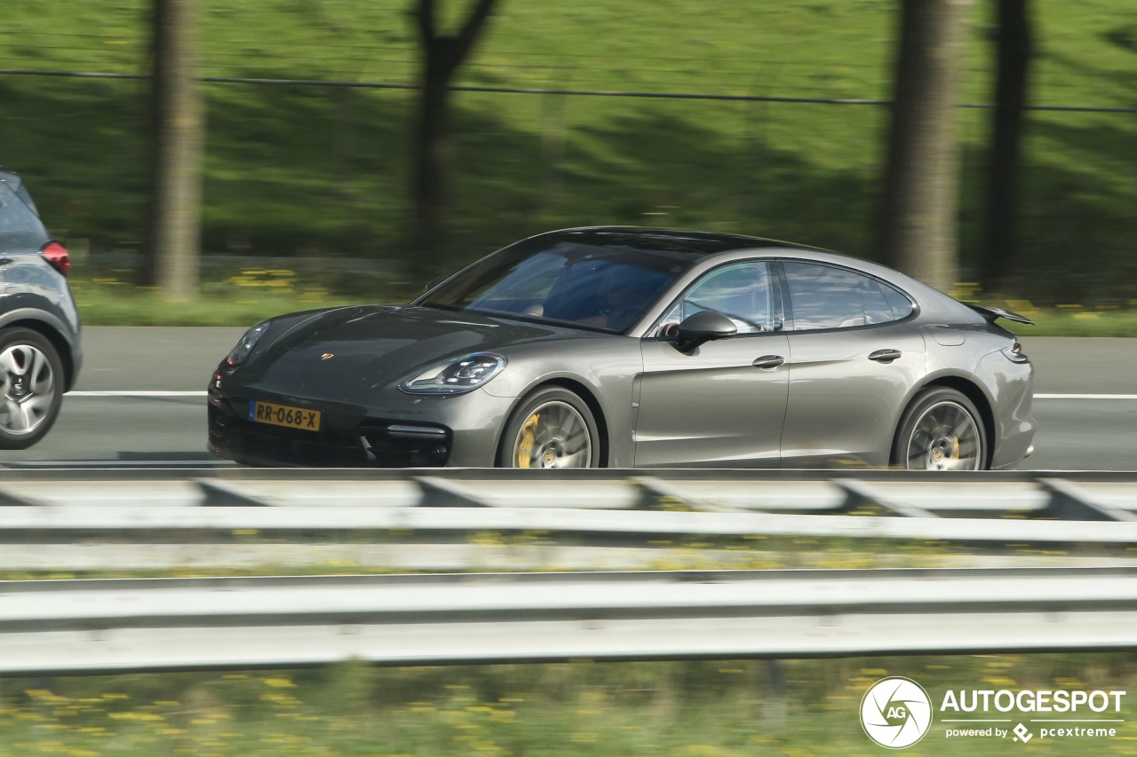 Porsche 971 Panamera Turbo S E-Hybrid