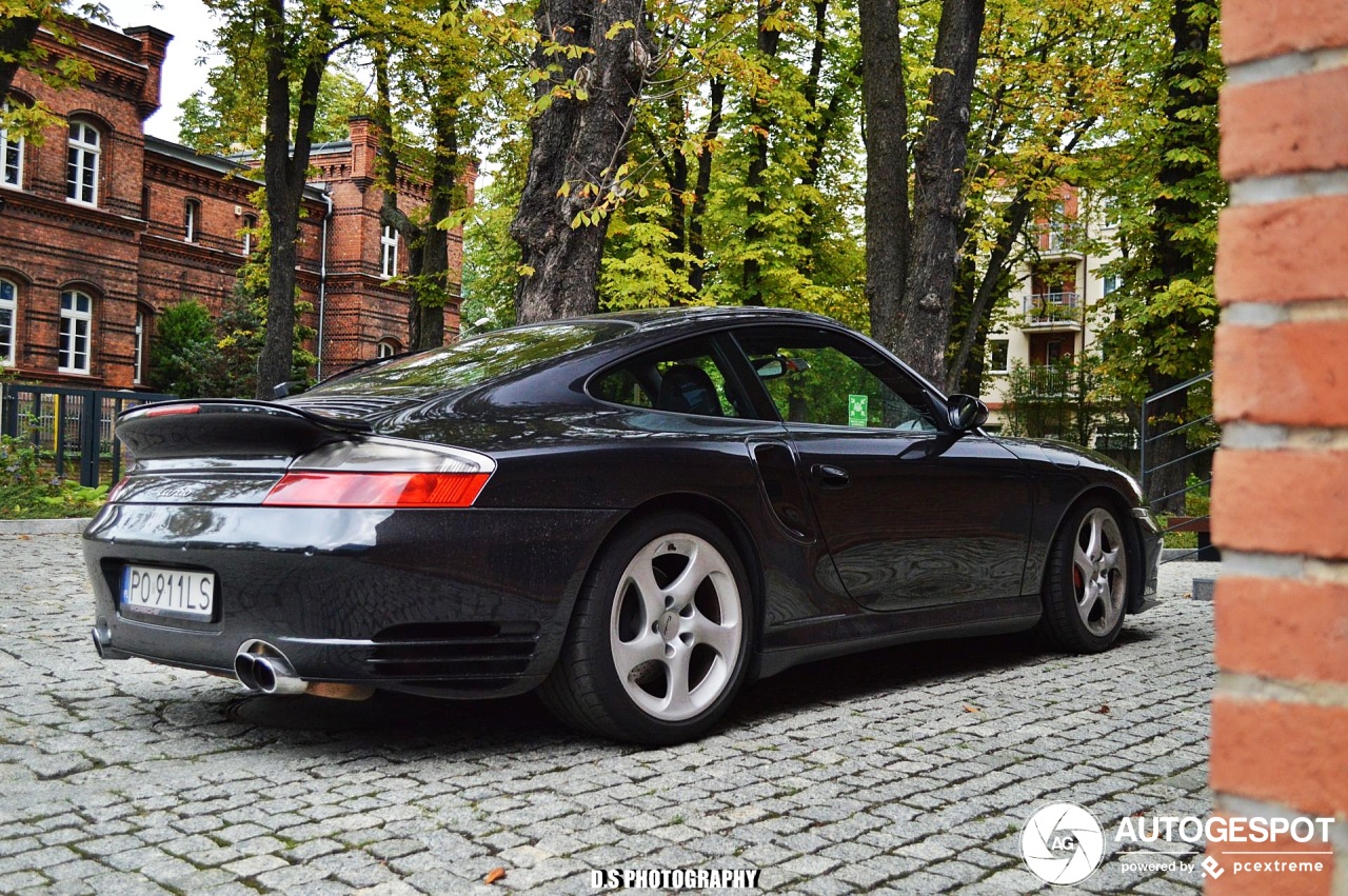 Porsche 996 Turbo