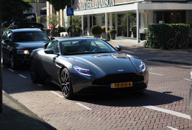 Aston Martin DB11