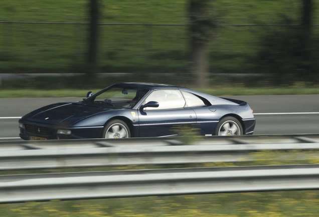 Ferrari F355 GTS