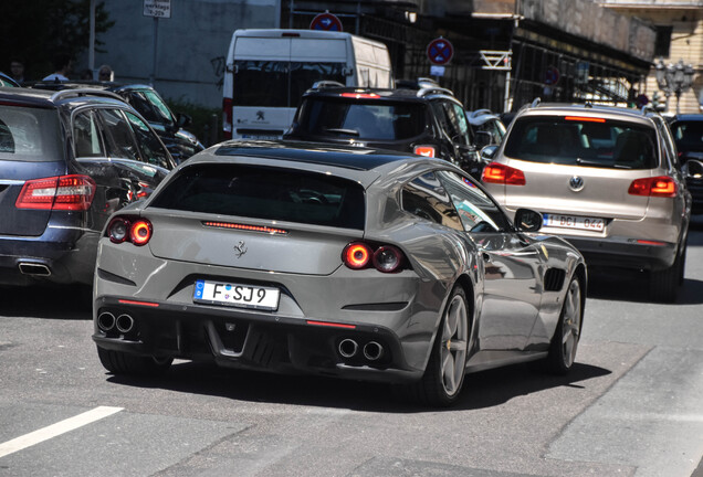 Ferrari GTC4Lusso