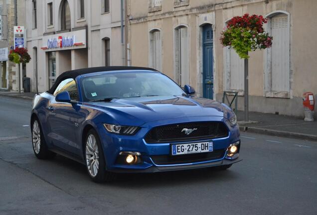 Ford Mustang GT Convertible 2015