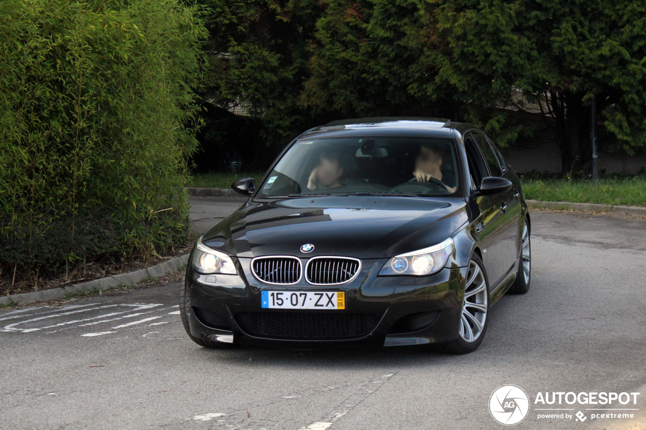 BMW M5 E60 2005