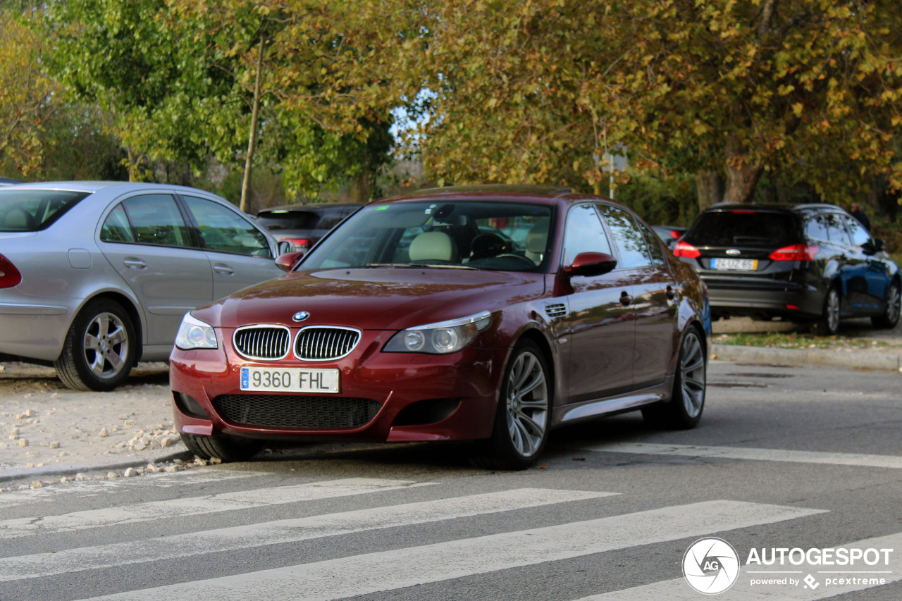 BMW M5 E60 2005