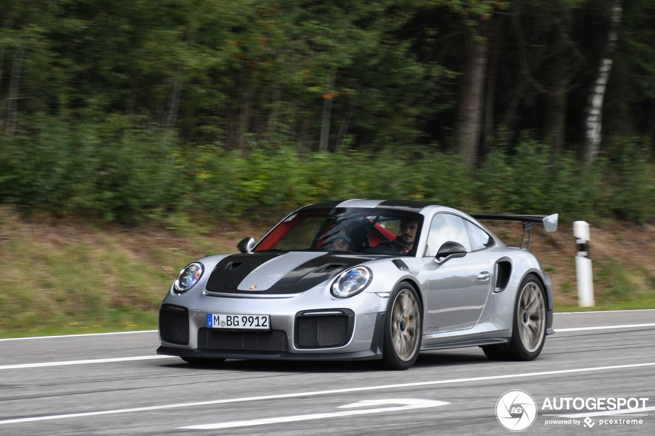 Porsche 991 GT2 RS Weissach Package