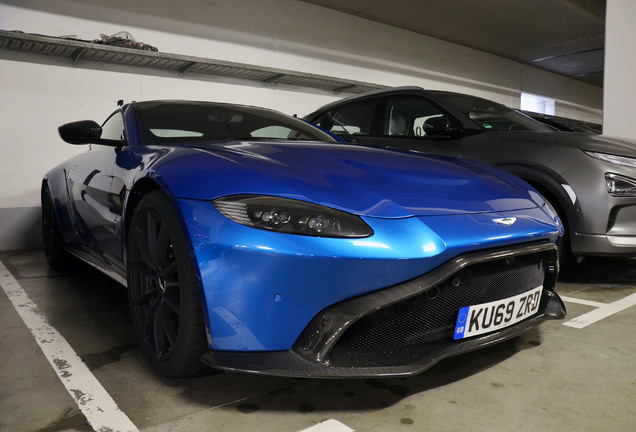 Aston Martin V8 Vantage AMR 2019