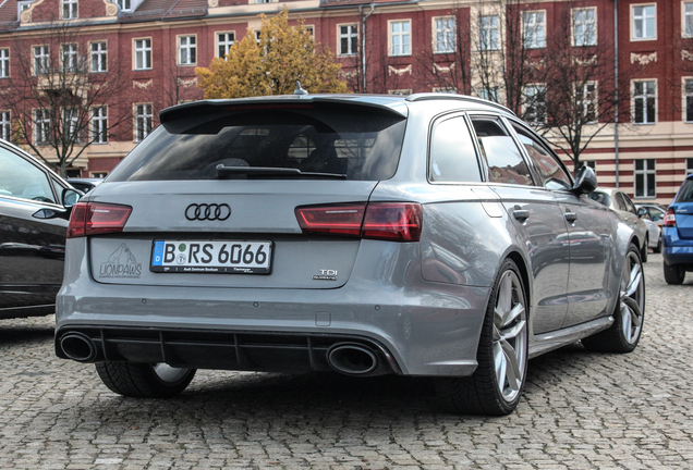 Audi RS6 Avant C7 2015