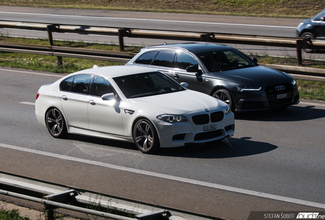 BMW M5 F10 2011