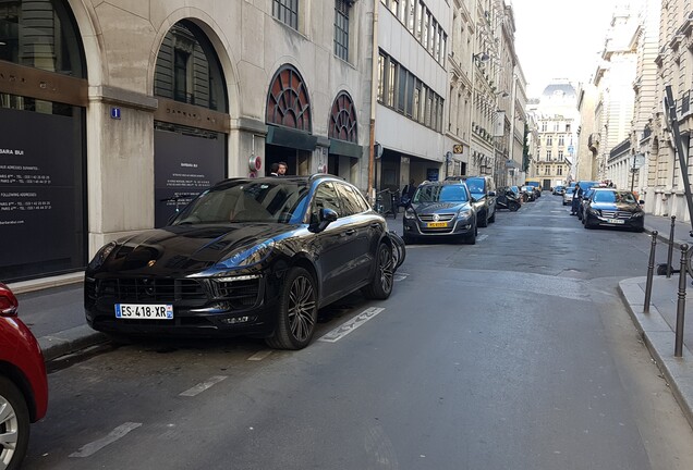 Porsche 95B Macan GTS