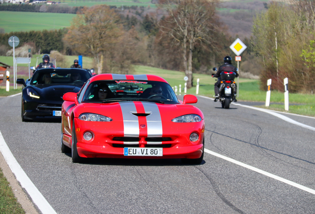 Dodge Viper GTS