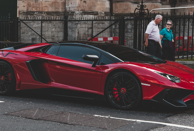 Lamborghini Aventador LP750-4 SuperVeloce Roadster