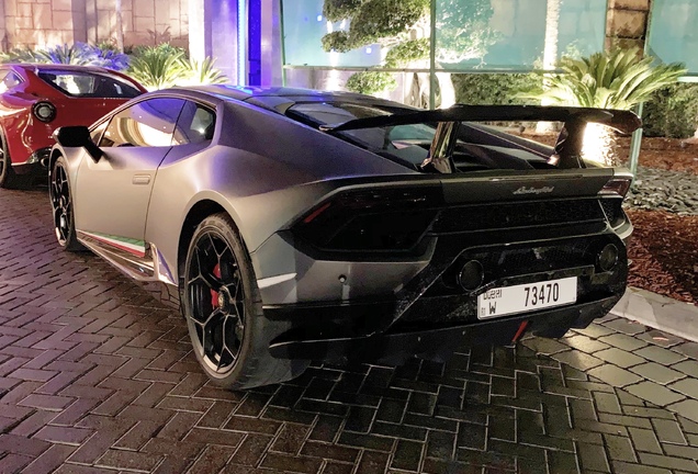 Lamborghini Huracán LP640-4 Performante