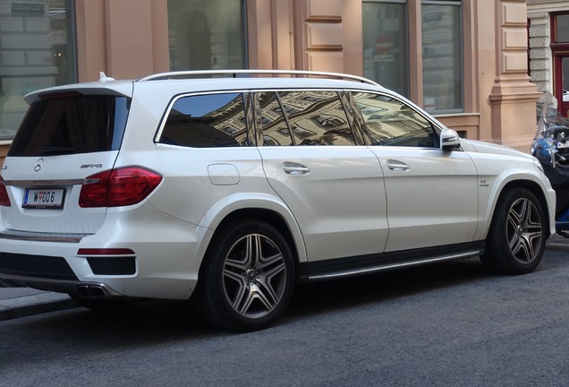 Mercedes-Benz GL 63 AMG X166