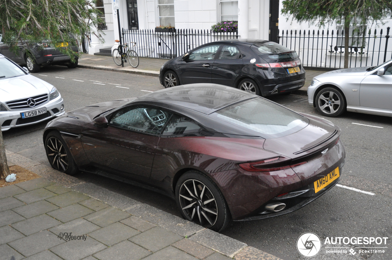 Aston Martin DB11