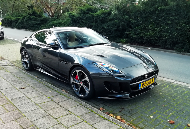 Jaguar F-TYPE R AWD Coupé