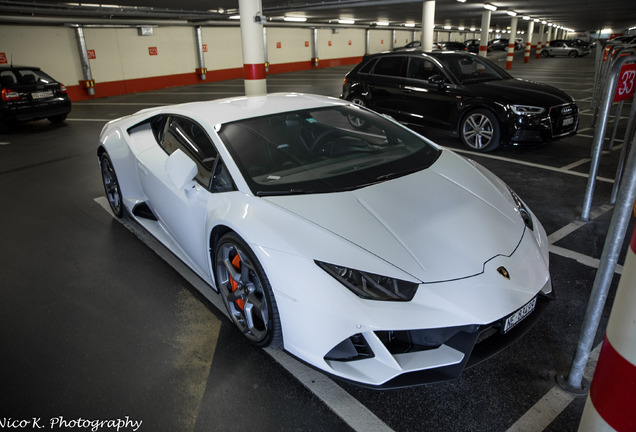 Lamborghini Huracán LP640-4 EVO