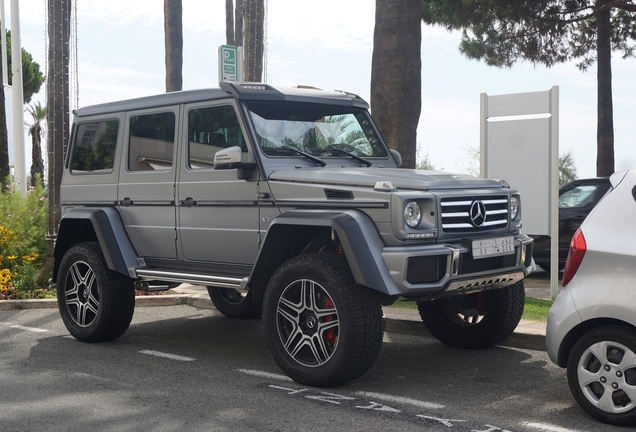 Mercedes-Benz G 500 4X4²