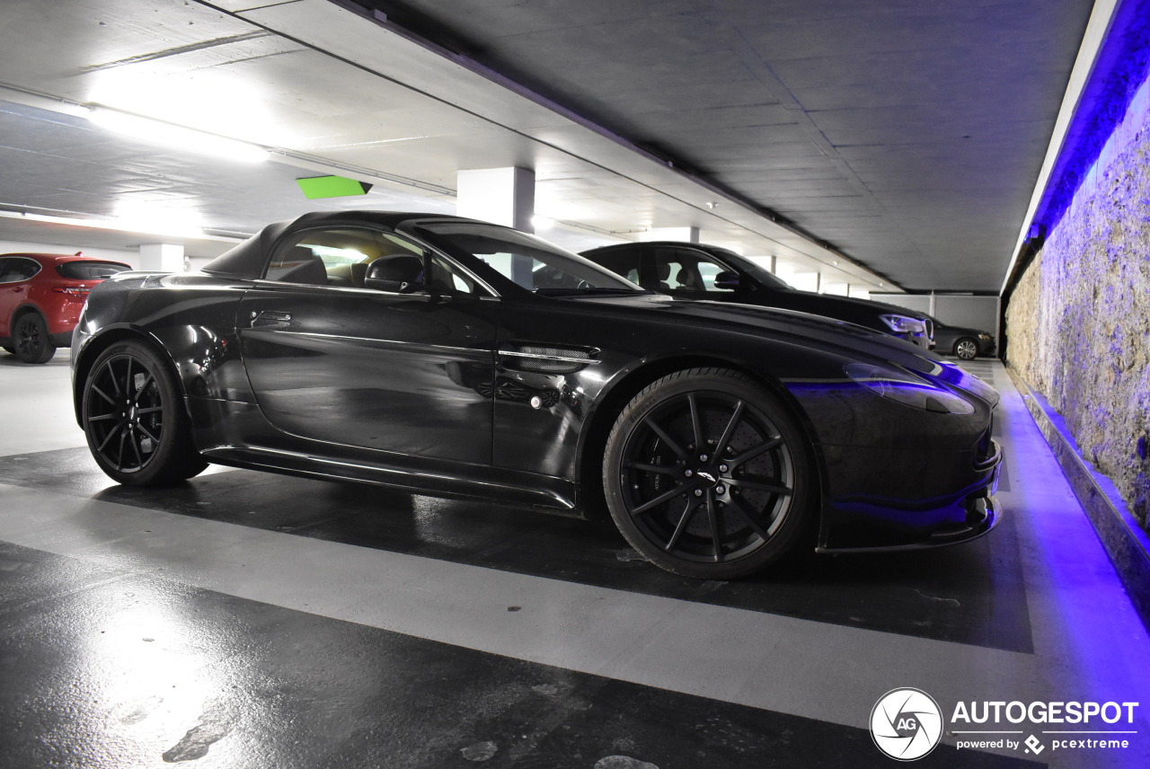 Aston Martin V12 Vantage S Roadster