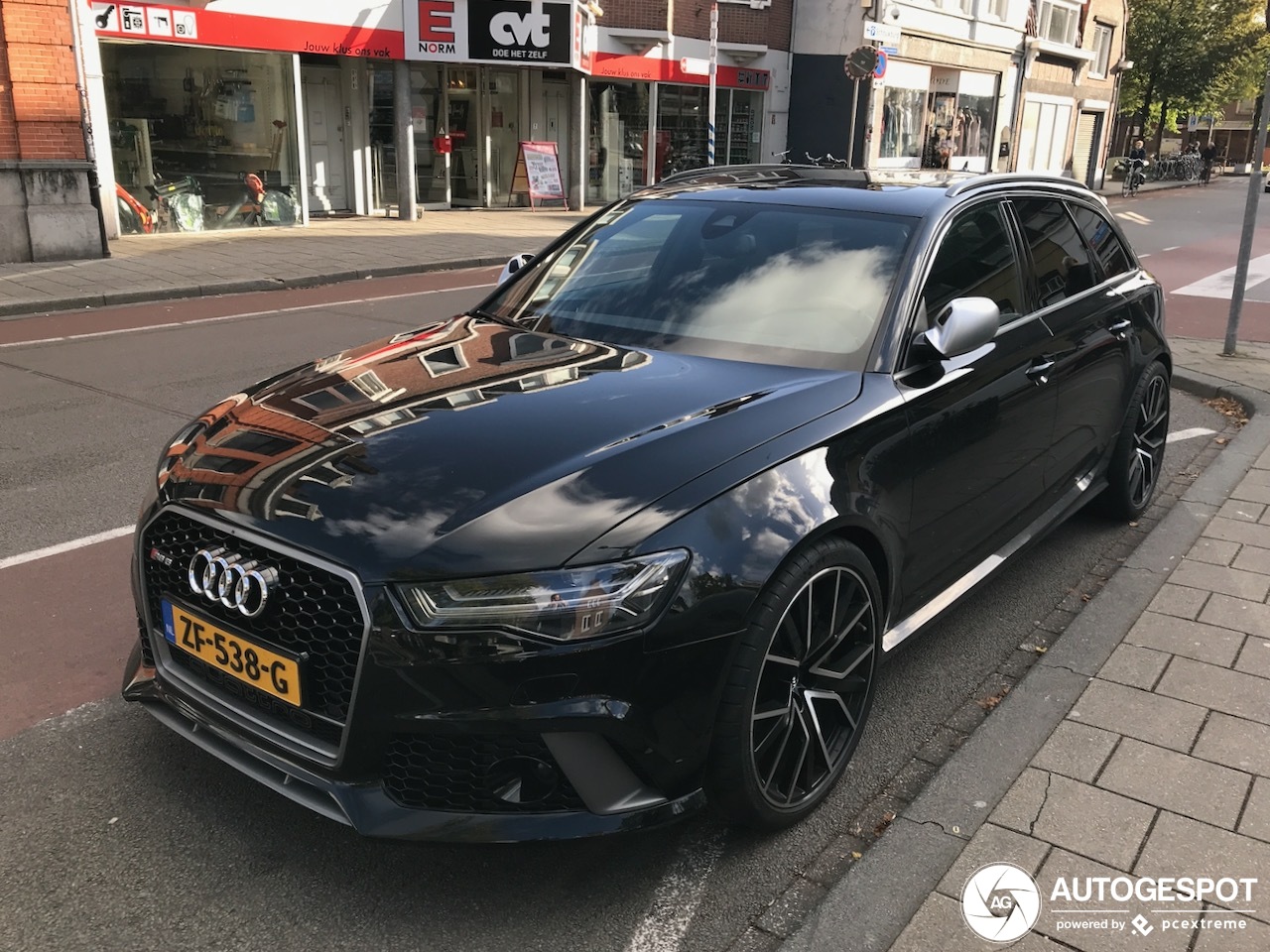 Audi RS6 Avant C7 2015