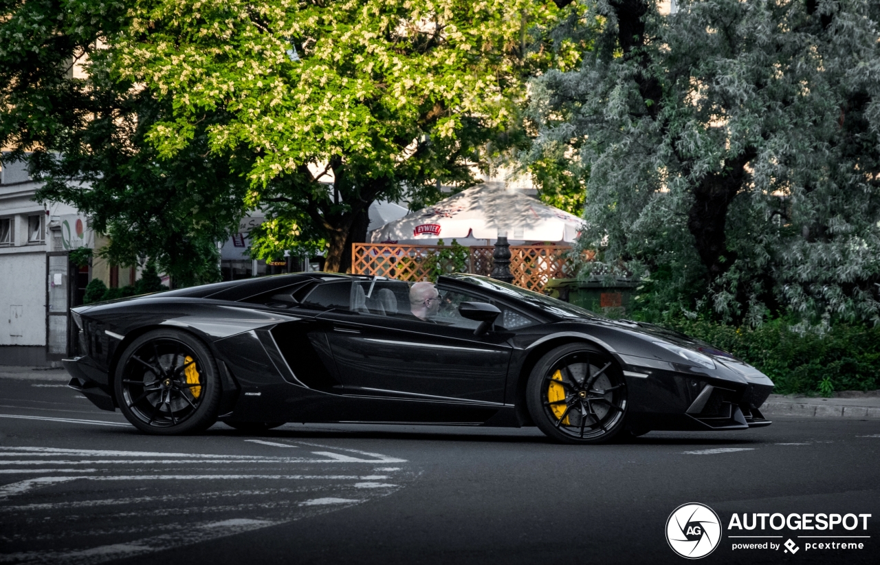 Lamborghini Aventador LP700-4 Roadster