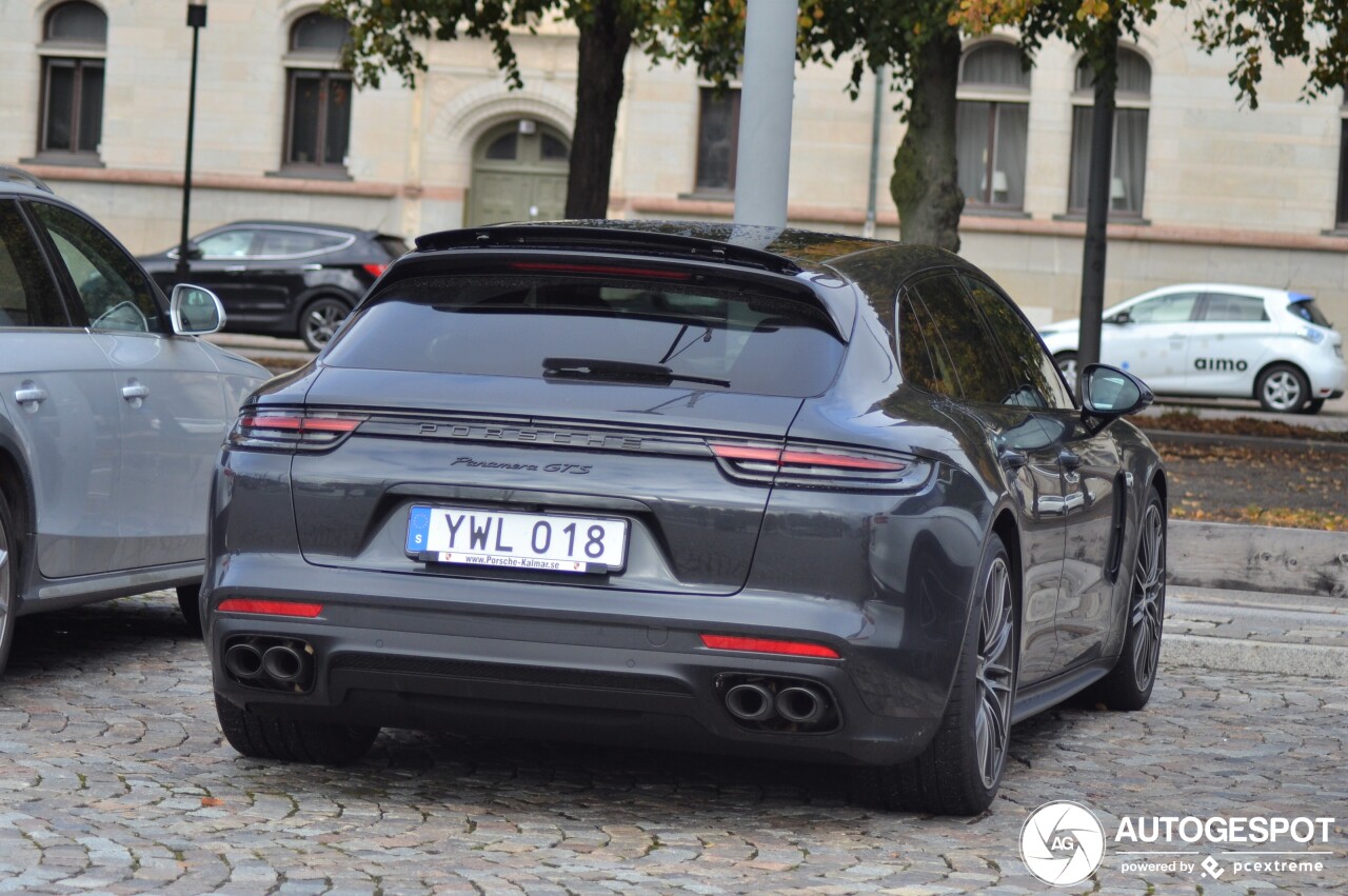 Porsche 971 Panamera GTS Sport Turismo