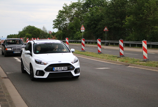 Ford Focus RS 2015