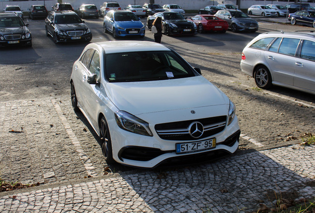 Mercedes-AMG A 45 W176 2015