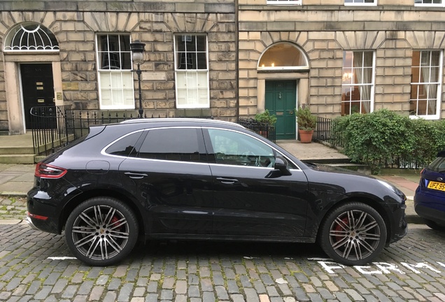 Porsche 95B Macan Turbo