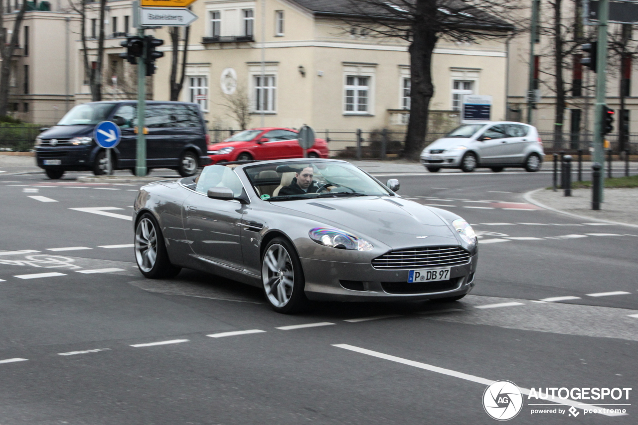 Aston Martin DB9 Volante