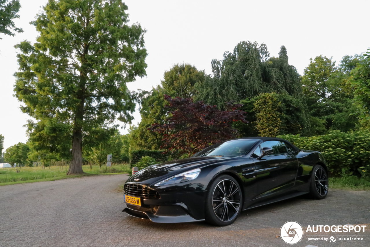 Aston Martin Vanquish Volante