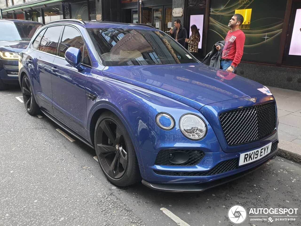 Bentley Bentayga V8