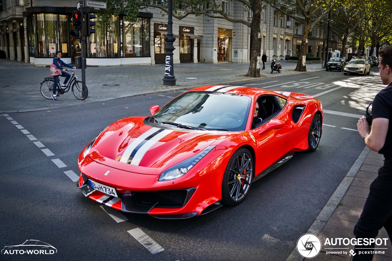 Ferrari 488 Pista