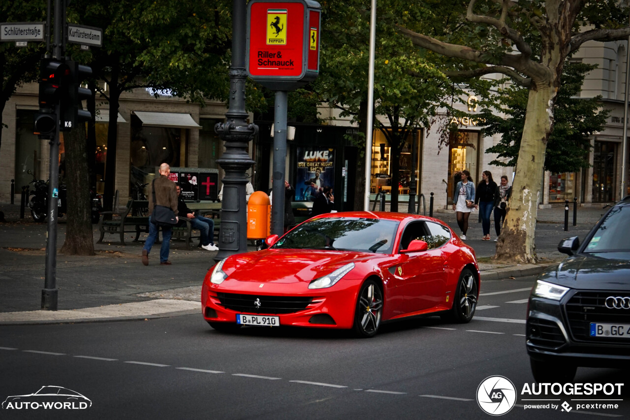 Ferrari FF