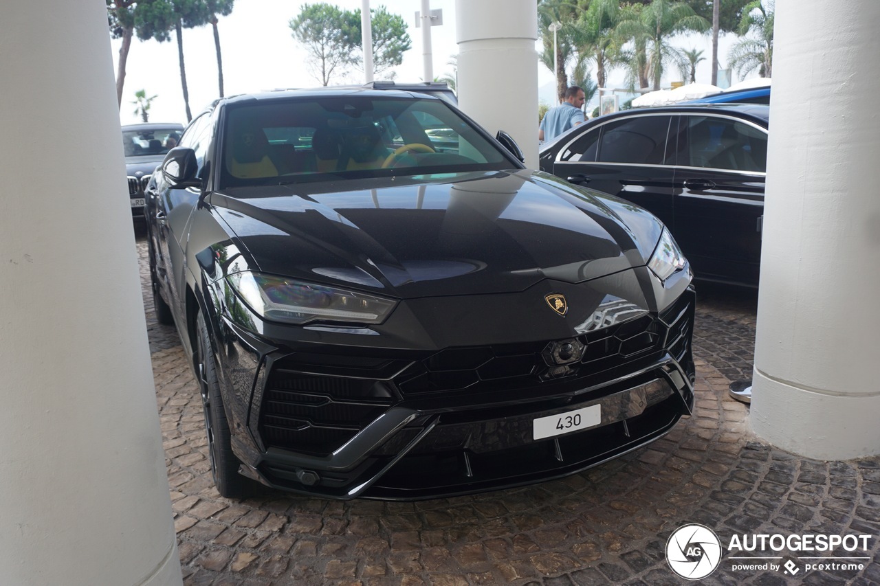 Lamborghini Urus