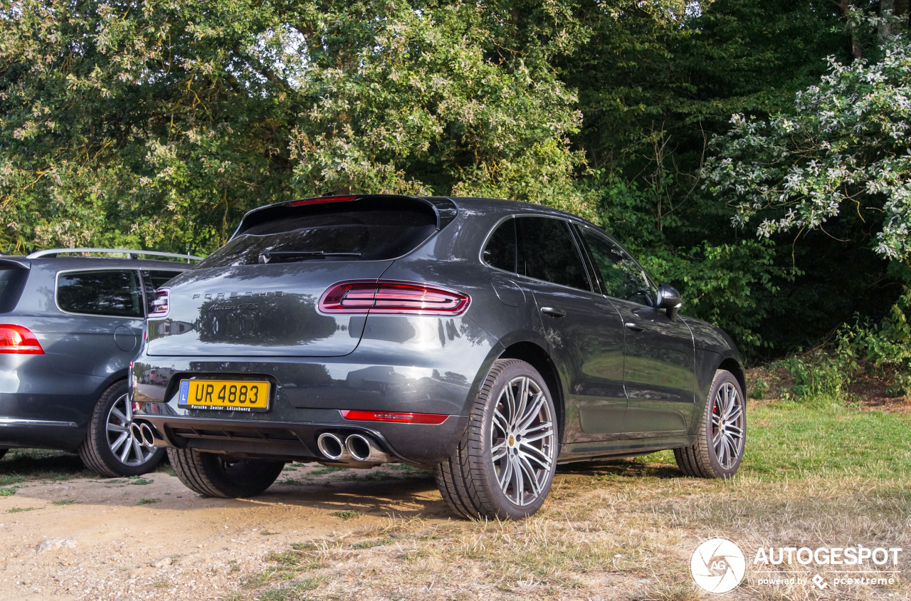 Porsche 95B Macan GTS