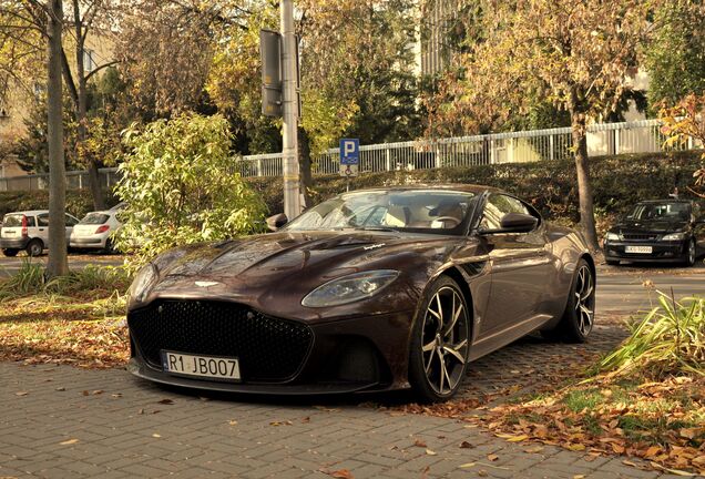 Aston Martin DBS Superleggera