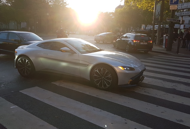 Aston Martin V8 Vantage 2018